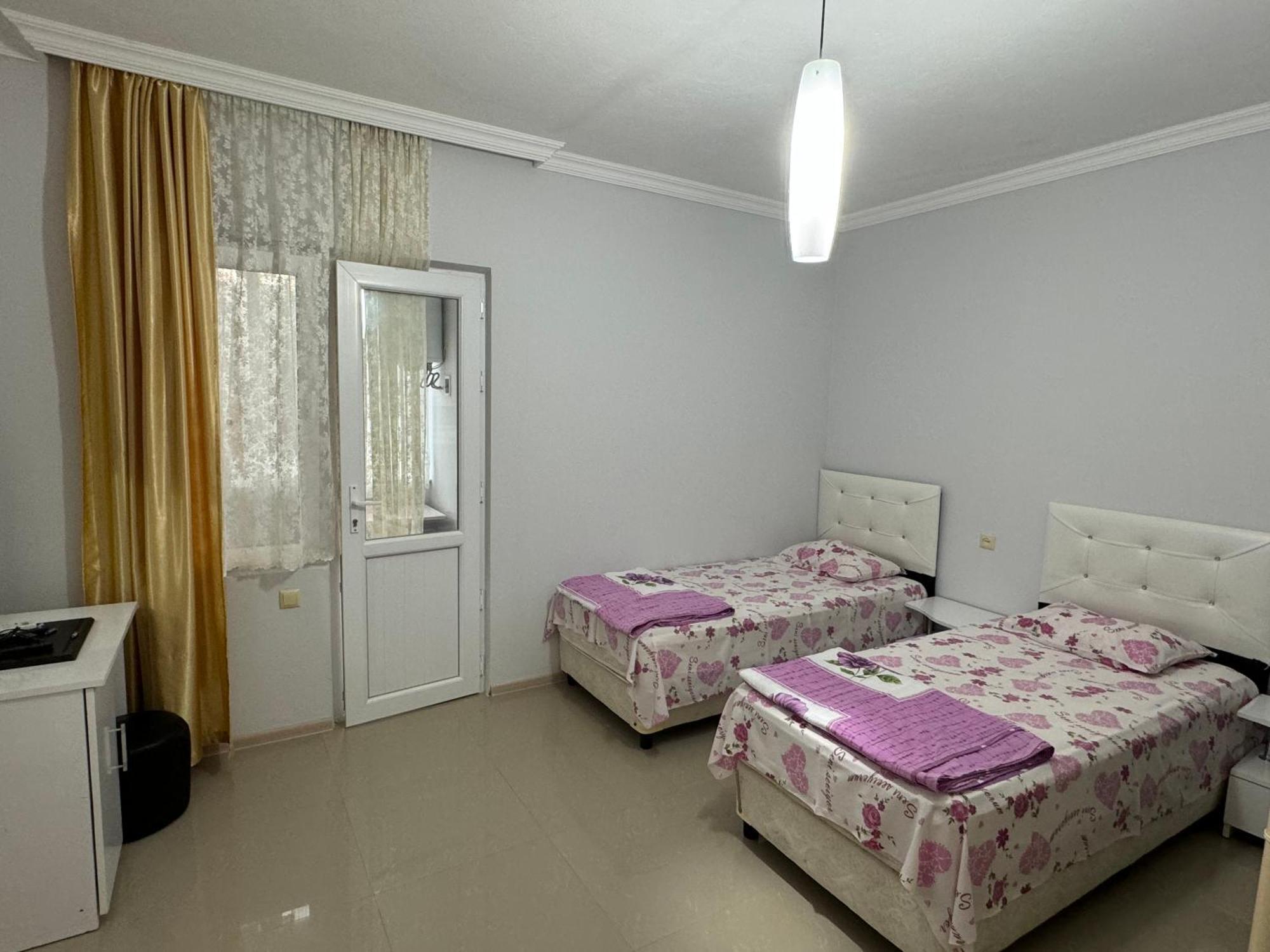 Twins Hotel Gonio Exterior foto
