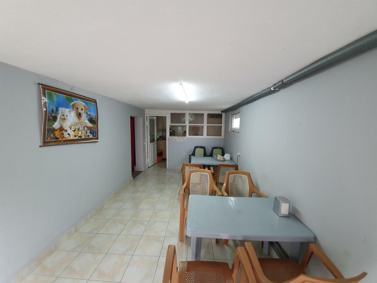Twins Hotel Gonio Exterior foto